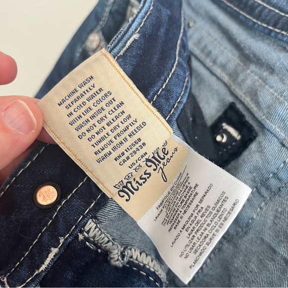 Miss Me Americana Bootcut Jeans - Picture 5 of 12